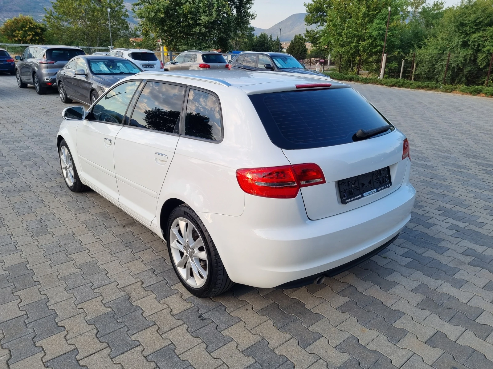 Audi A3 2.0TDi-140кс 2011г. - изображение 4