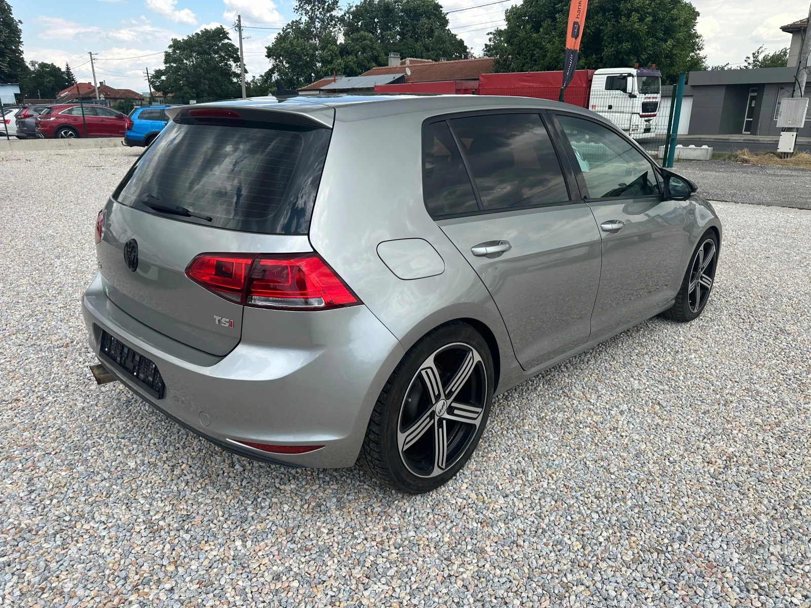VW Golf AUTOMATIC - изображение 6