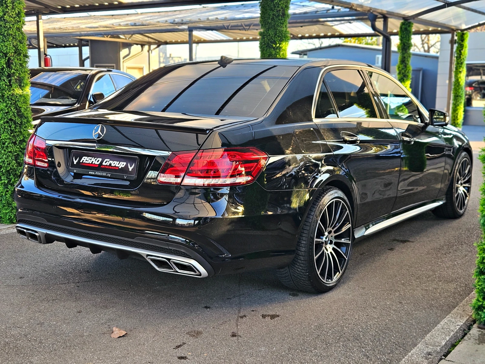 Mercedes-Benz E 200 AMG/FACE/ФАБРИЧЕН МЕТАН/ПОДГРЕВ/AMBIENT LIGHT - изображение 4