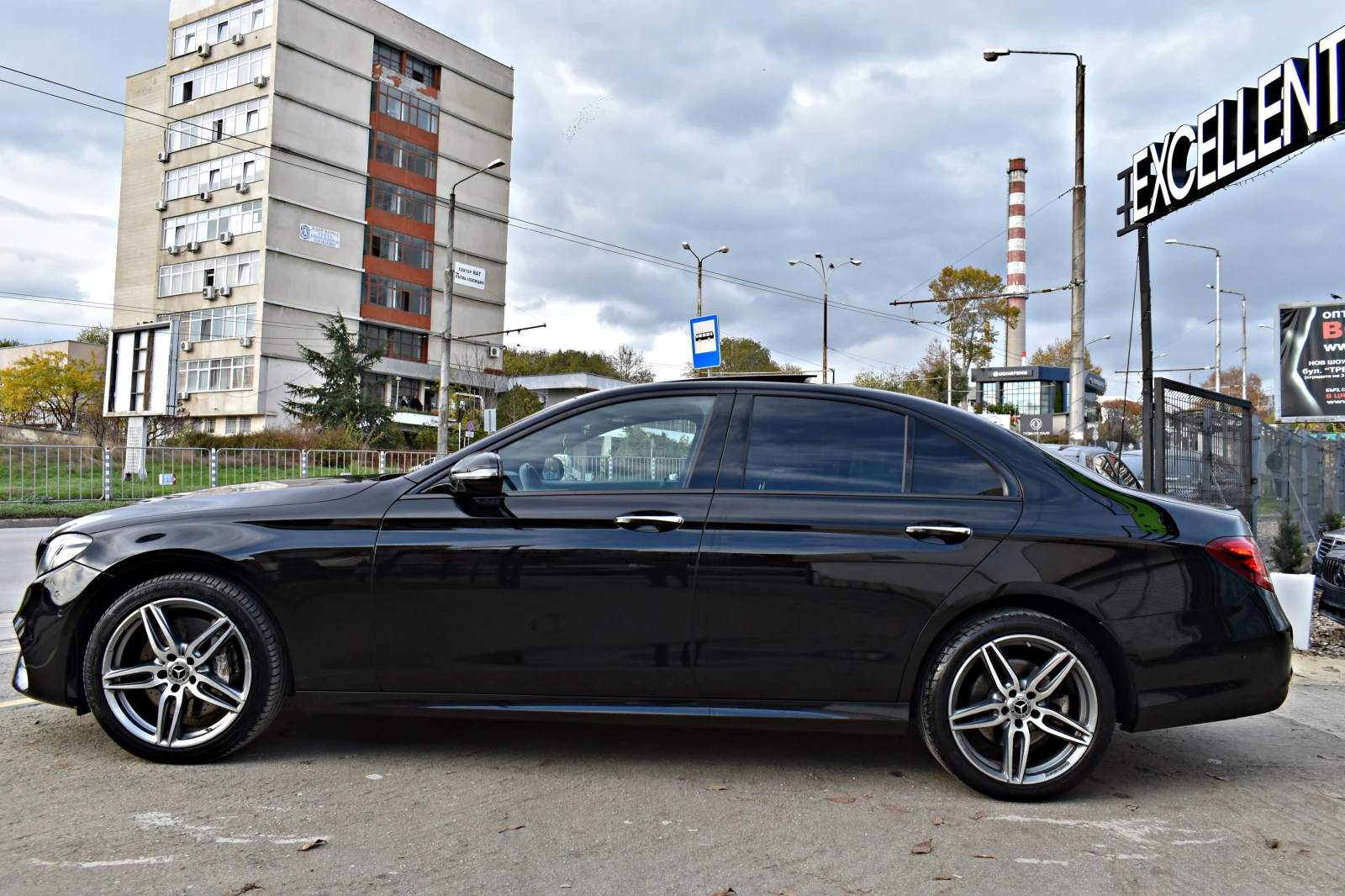 Mercedes-Benz E 350 4x4* DISS* 360CAM* OБДУХ* ПОДГРЕВ* LINE* ПАНОРАМА* - изображение 2