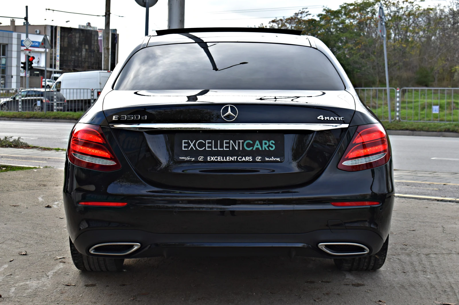 Mercedes-Benz E 350 4x4* DISS* 360CAM* OБДУХ* ПОДГРЕВ* LINE* ПАНОРАМА* - изображение 5