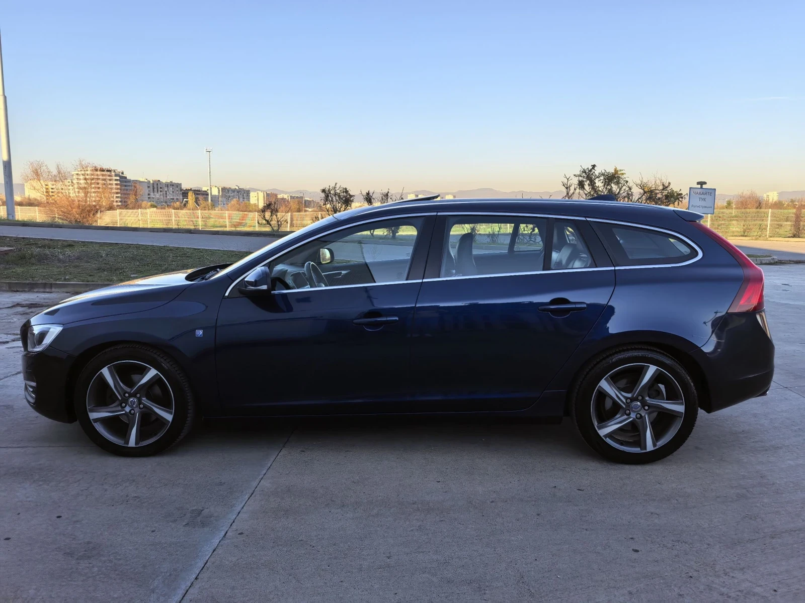 Volvo V60 2.0D4 Ocean Race 8-!!!FULL!!! TOP MODEL!!! | Mobile.bg   7