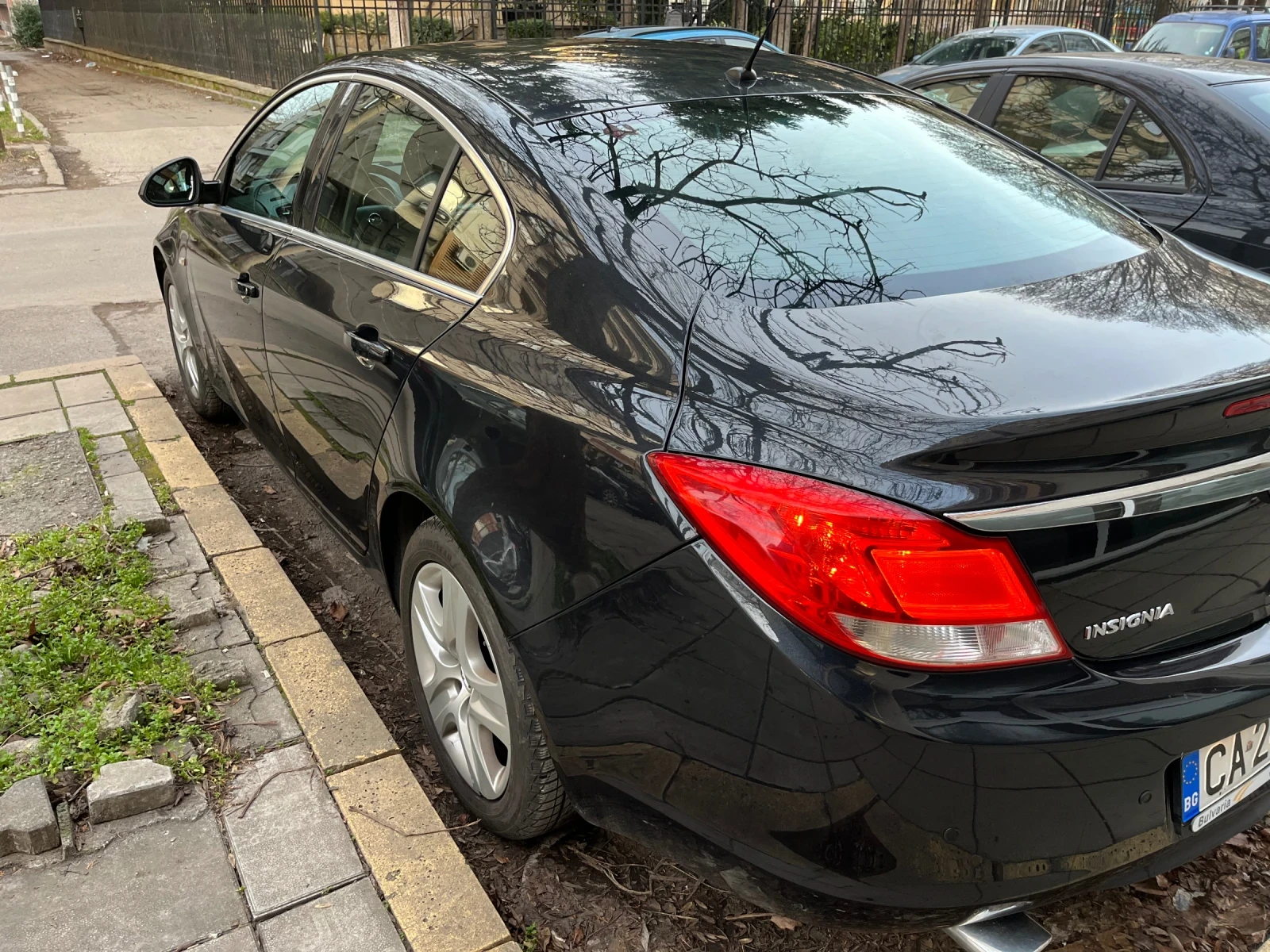 Opel Insignia 4x4 TURBO, 220 к.с., sedan - изображение 3
