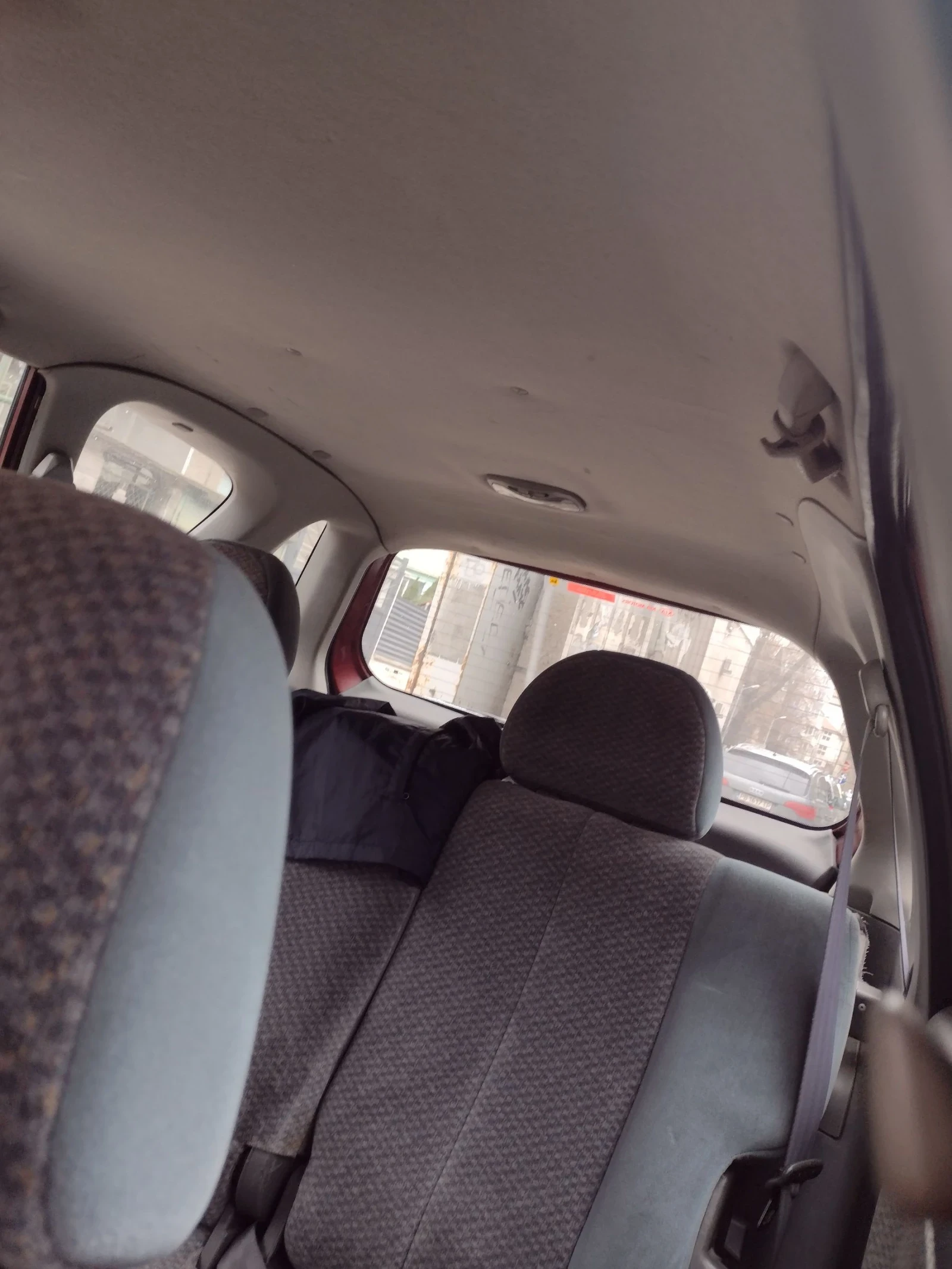 Kia Carens 1.8 i - изображение 5