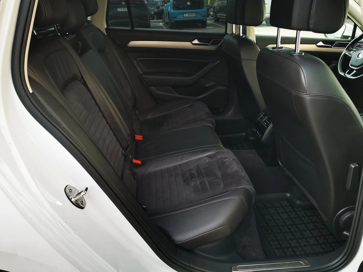 VW Passat 2.0 TDI BMT DSG Highline | Mobile.bg � ����������� 8