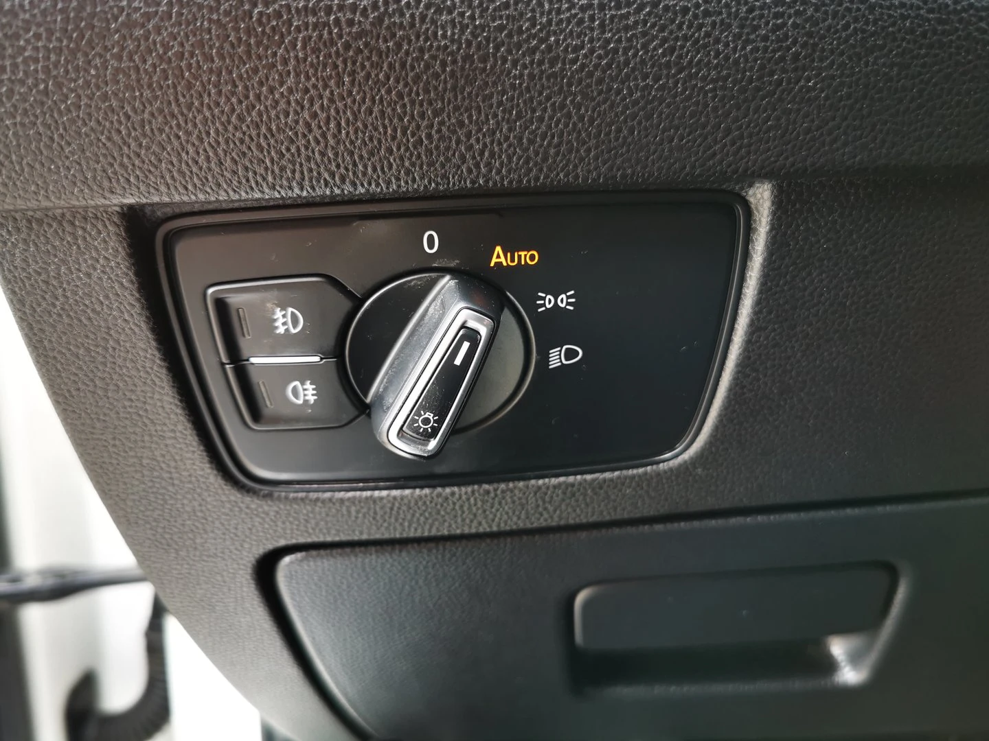 VW Passat 2.0 TDI BMT DSG Highline | Mobile.bg � ����������� 11