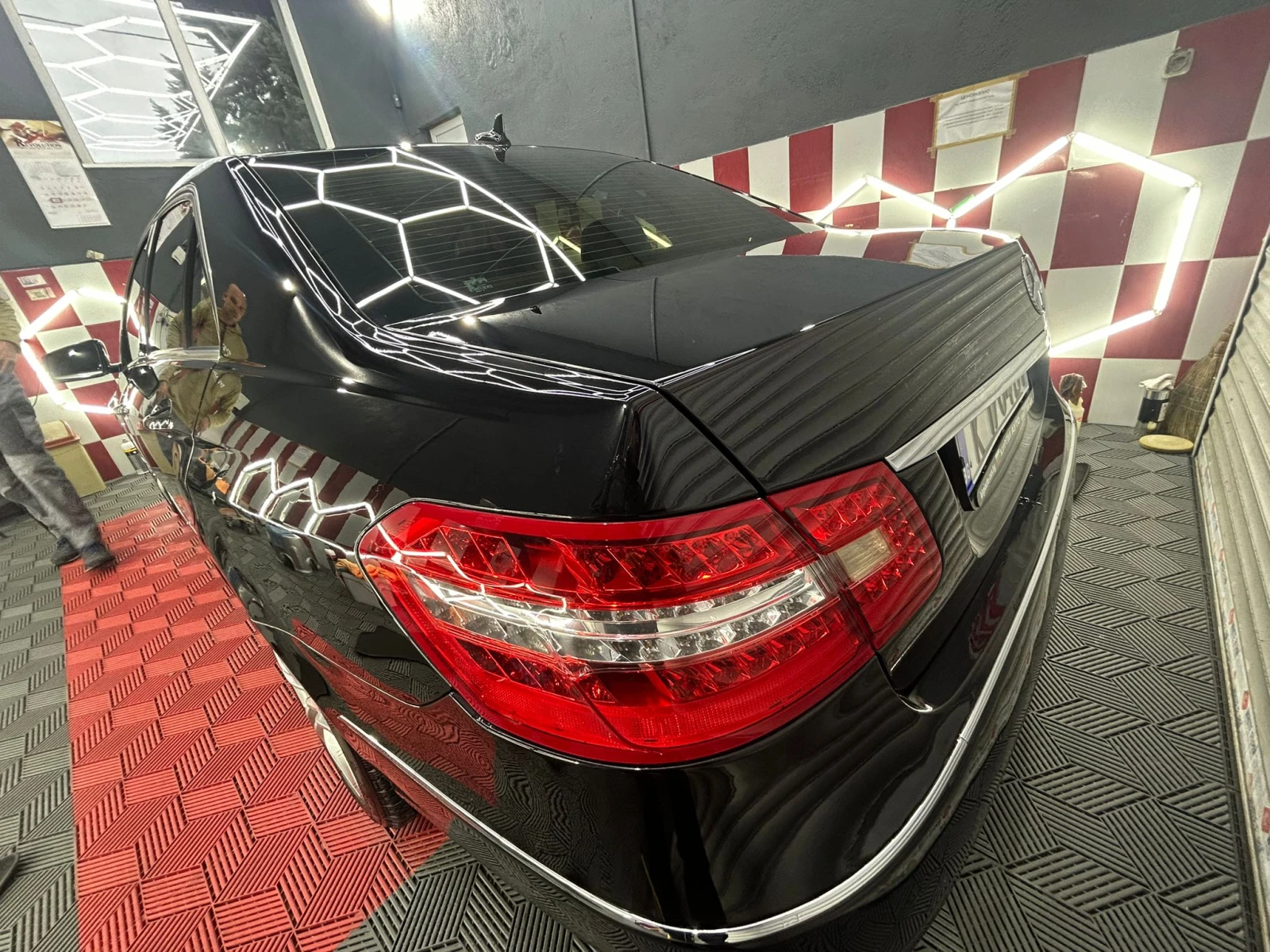 Mercedes-Benz E 220 BLUE EFFCIENCY - изображение 6