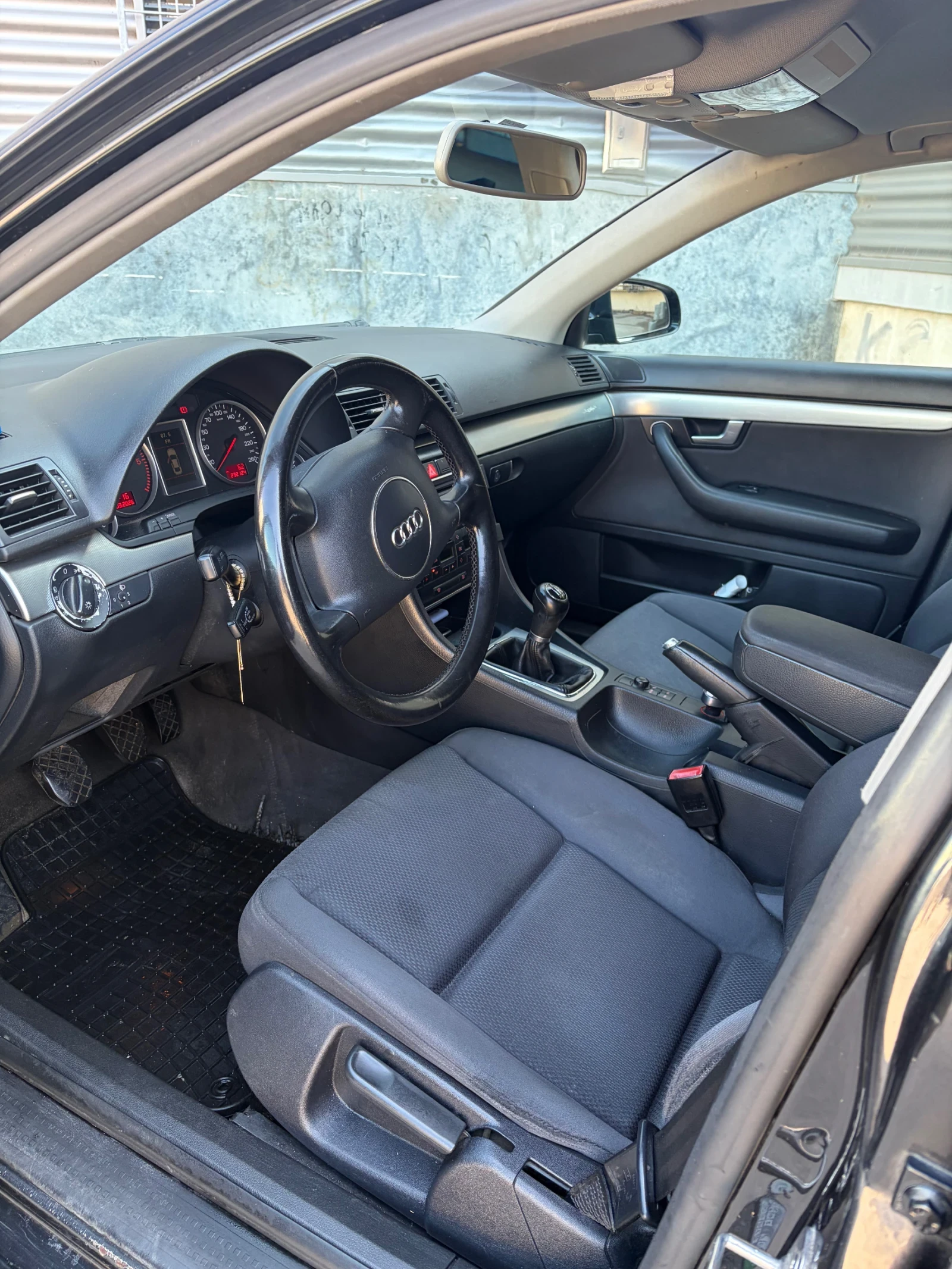 Audi A4 1.9 TDI TOP, снимка 12 - Автомобили и джипове - 53709523