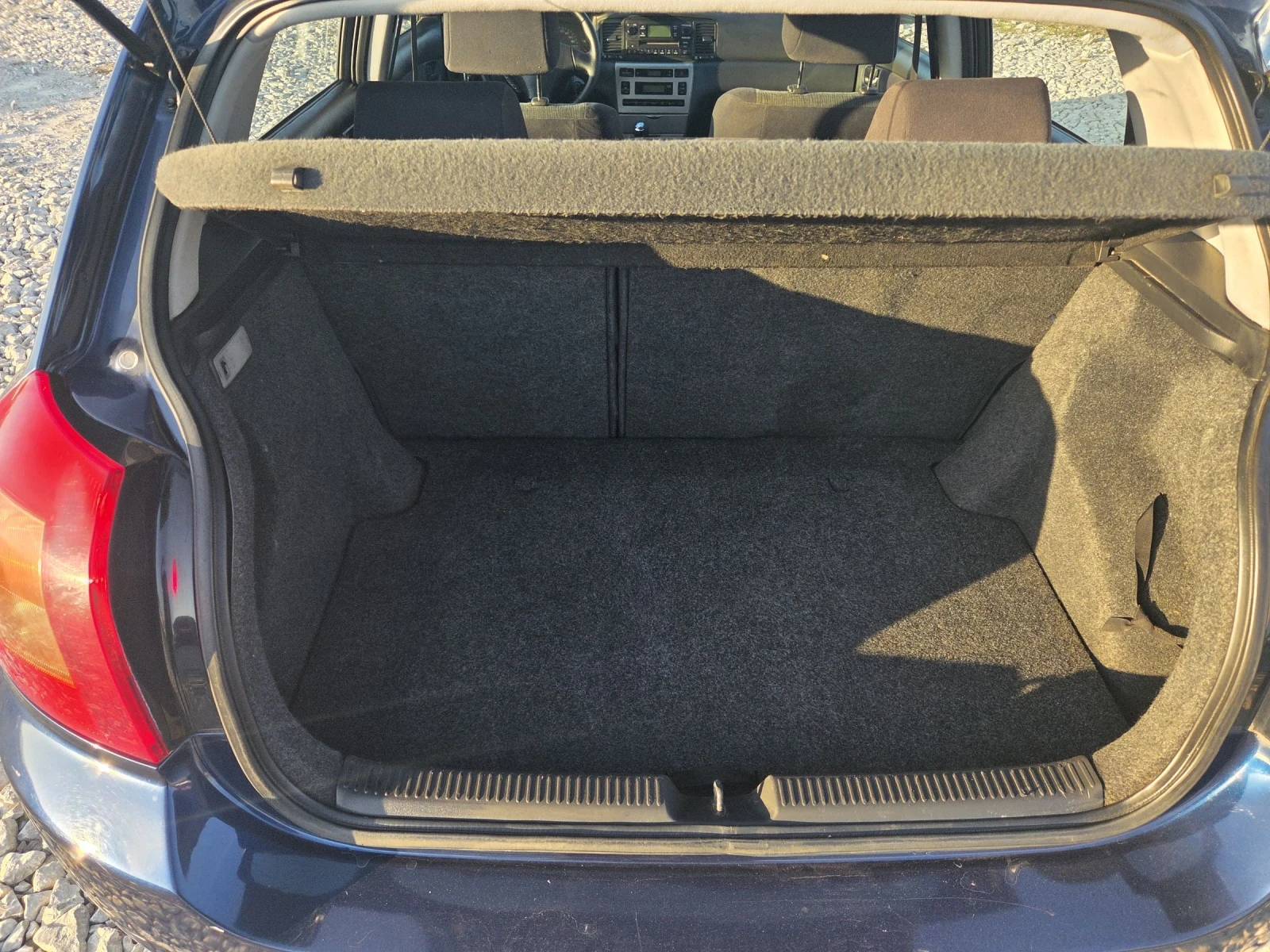 Toyota Corolla 2.0tdi* klima* , снимка 13 - Автомобили и джипове - 53829886