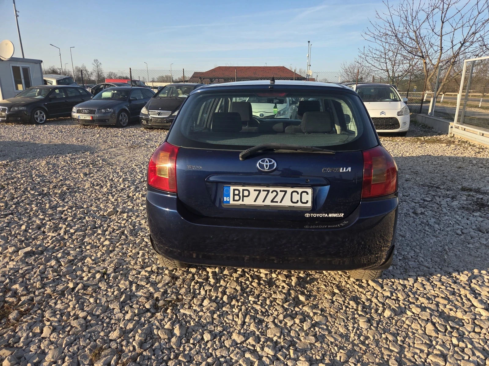 Toyota Corolla 2.0tdi* klima* , снимка 6 - Автомобили и джипове - 53829886