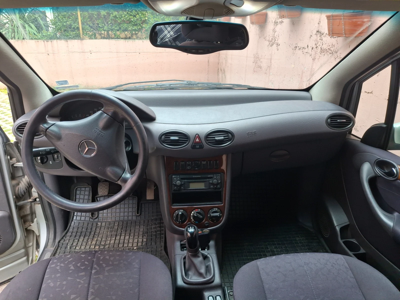 Mercedes-Benz A 170, снимка 11 - Автомобили и джипове - 53951669