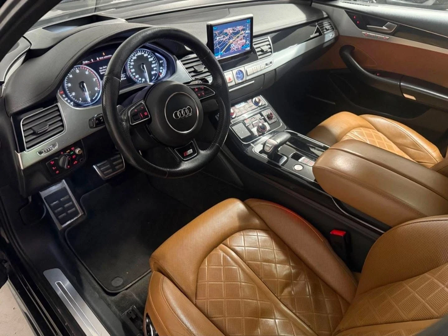 Audi S8 4.0 V8 BLACK EDITION MATRIX B&O HUD ЛИЗИНГ 100%, снимка 8 - Автомобили и джипове - 54097056