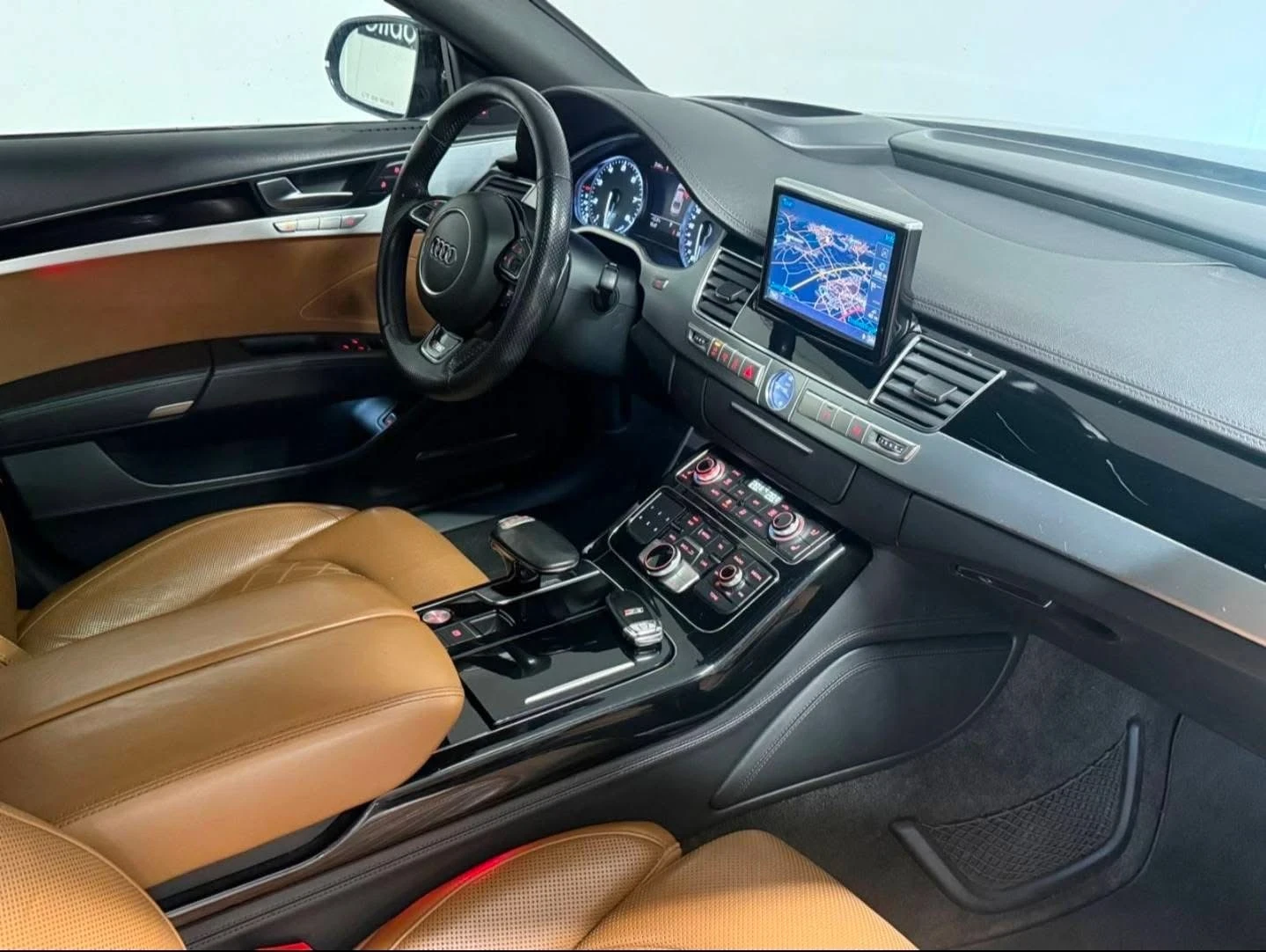 Audi S8 4.0 V8 BLACK EDITION MATRIX B&O HUD ЛИЗИНГ 100%, снимка 11 - Автомобили и джипове - 54097056