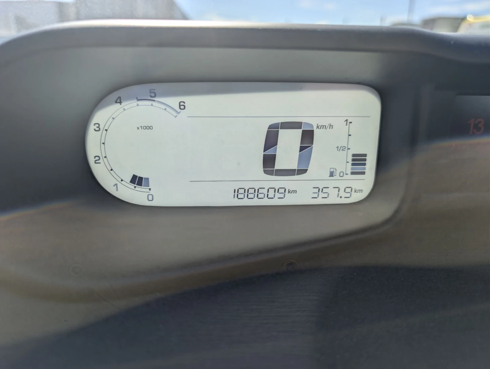 Citroen C3 Picasso 1.6D* Face* Euro6, снимка 16 - Автомобили и джипове - 54118015