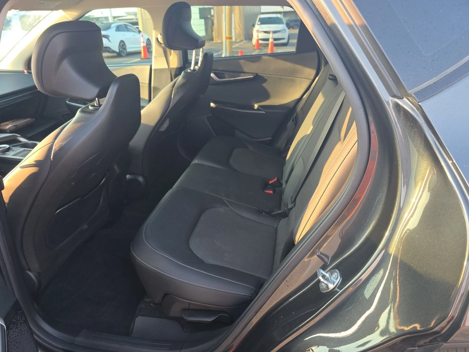 Kia EV6 | Mobile.bg � ����������� 14