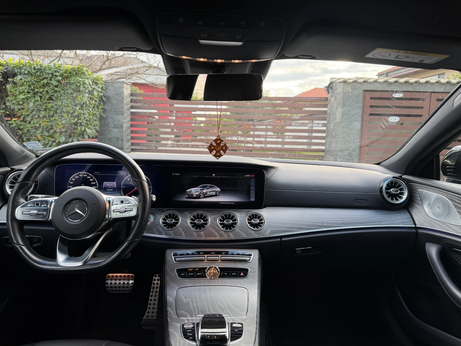 Mercedes-Benz CLS 400 Amg, снимка 9 - Автомобили и джипове - 54732029