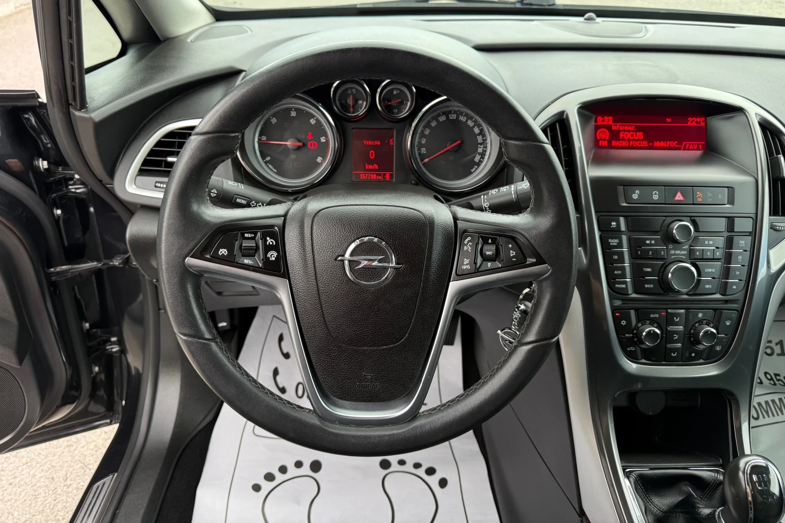 Opel Astra 1.7-CDTI-157.000km-НАПЪЛНО РЕАЛНИ-COSMO-КАТО НОВА, снимка 8 - Автомобили и джипове - 54954476