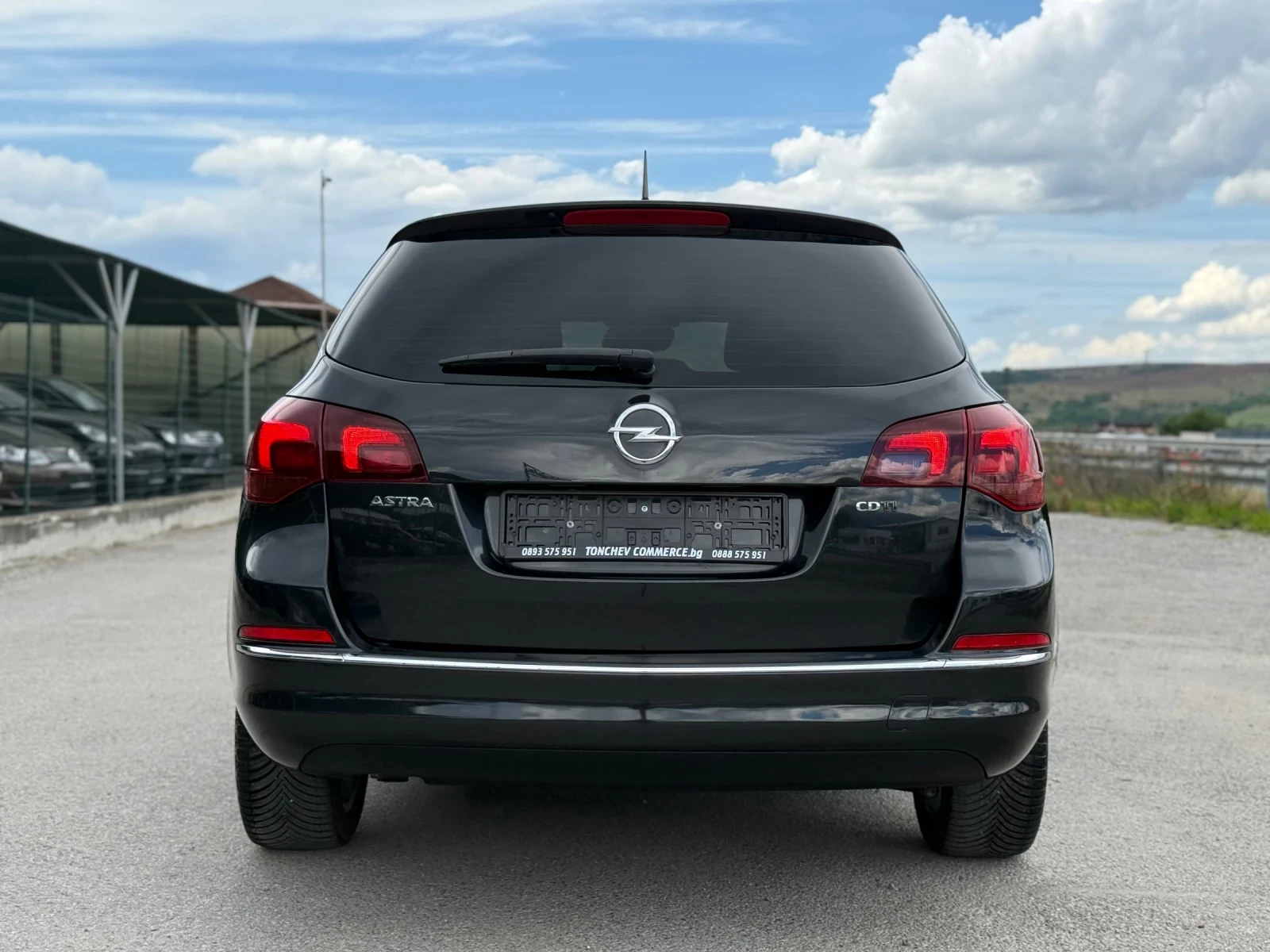 Opel Astra 1.7-CDTI-157.000km-НАПЪЛНО РЕАЛНИ-COSMO-КАТО НОВА, снимка 5 - Автомобили и джипове - 54954476