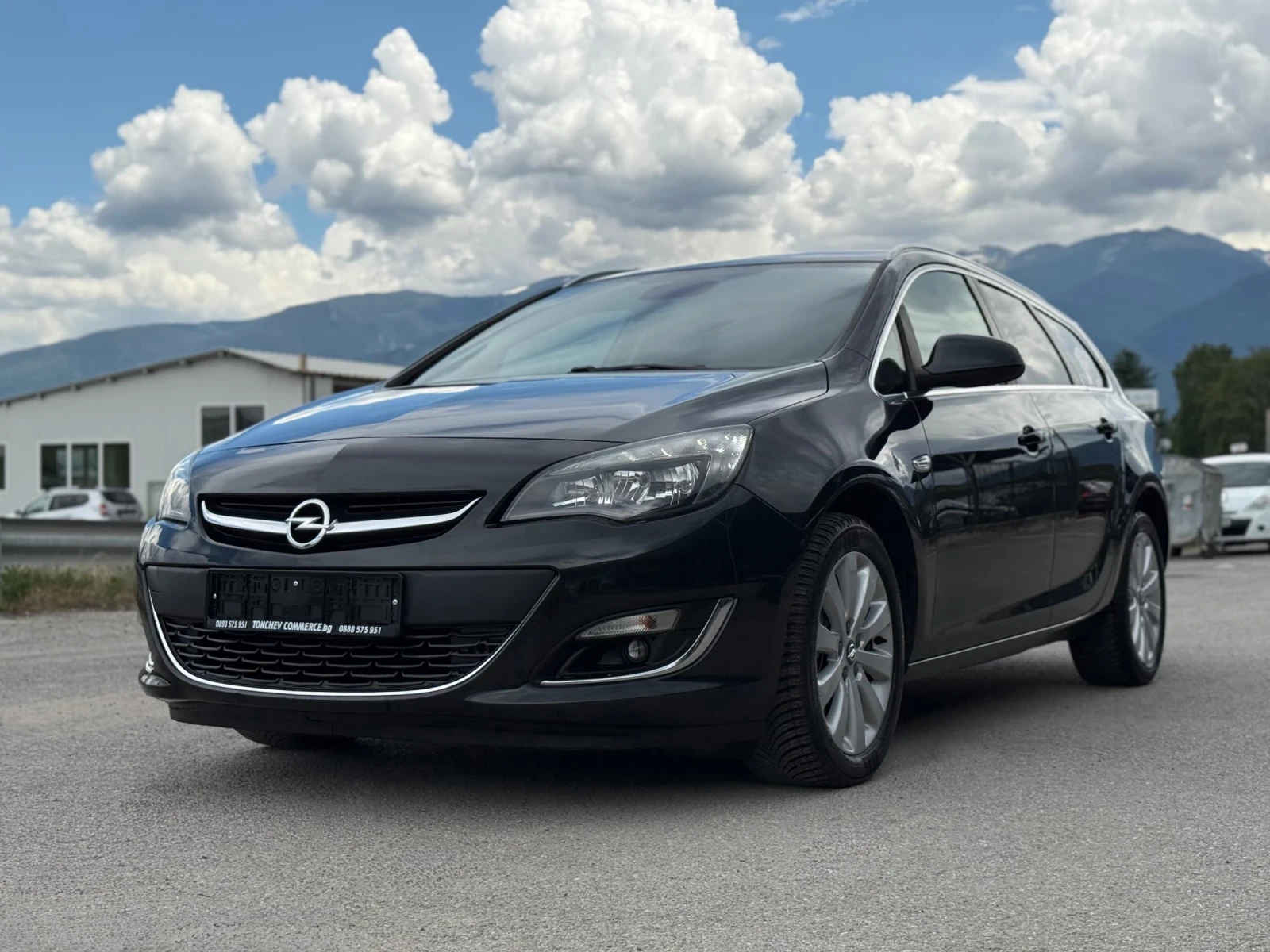 Opel Astra 1.7-CDTI-157.000km-НАПЪЛНО РЕАЛНИ-COSMO-КАТО НОВА, снимка 3 - Автомобили и джипове - 54954476