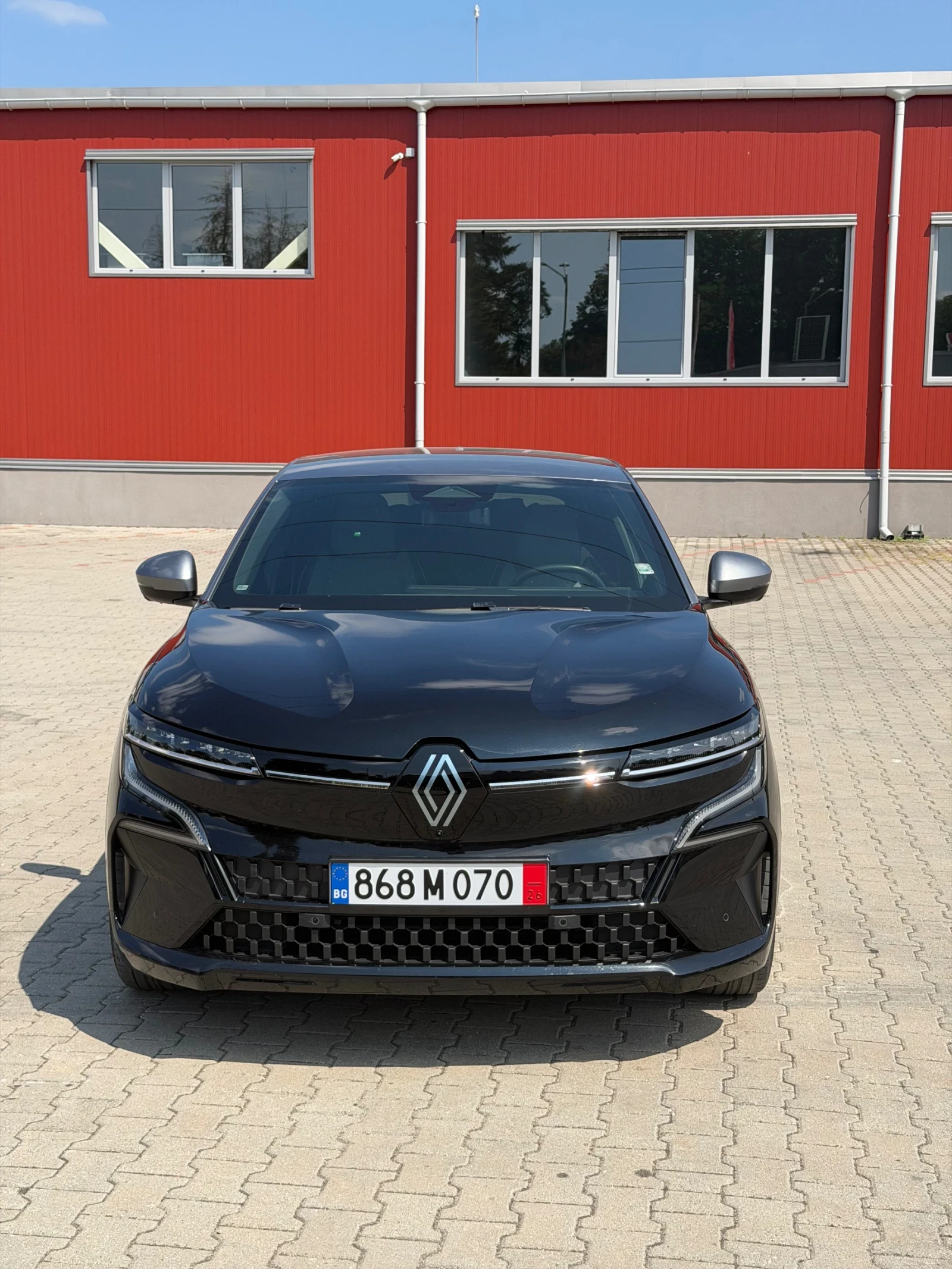 Renault Megane E-tech 60Kwh, снимка 3 - Автомобили и джипове - 56039062