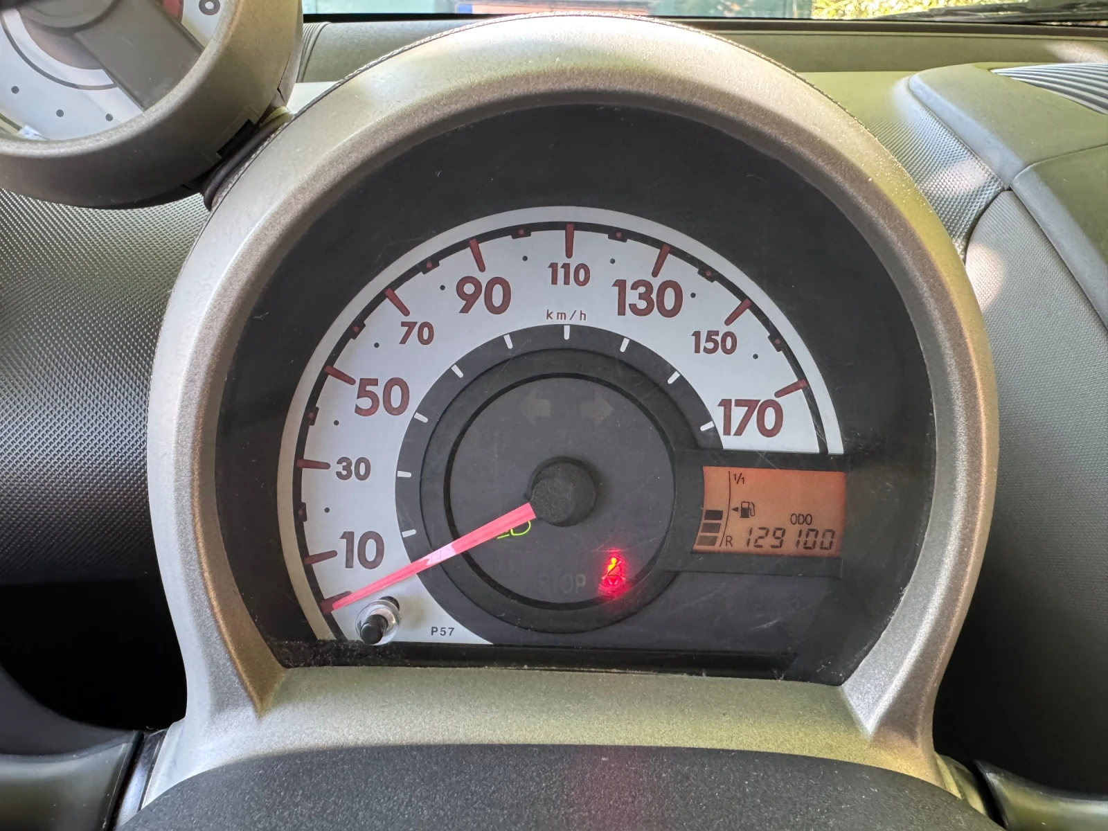 Toyota Aygo, снимка 12 - Автомобили и джипове - 56149731