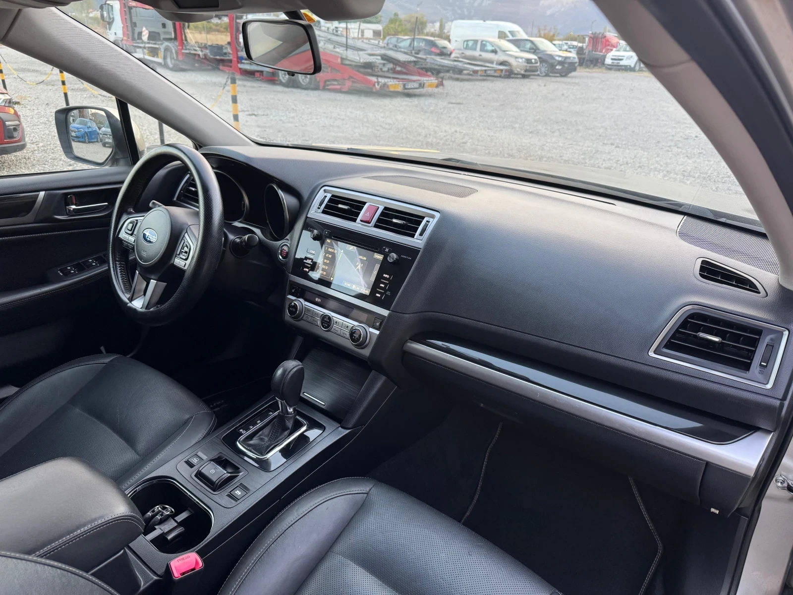 Subaru Outback 2.0d, снимка 9 - Автомобили и джипове - 56436700