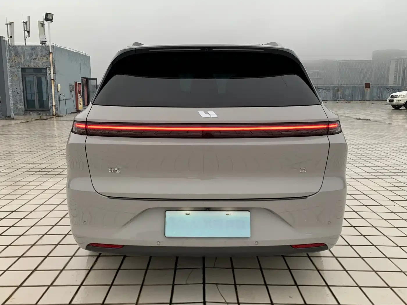 Li Auto L6 Pro | 1.5T | EREV | AWD | 36.8 kWh | Mobile.bg � ����������� 5