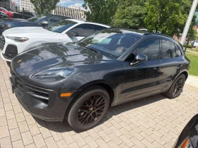 Porsche Macan  GTS / 360 / DIS / MATRIX / BOSE / CARBON / CARFAX, снимка 2