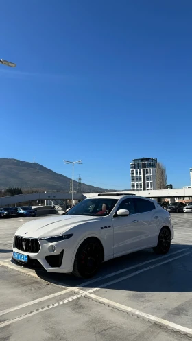 Maserati Levante, снимка 1