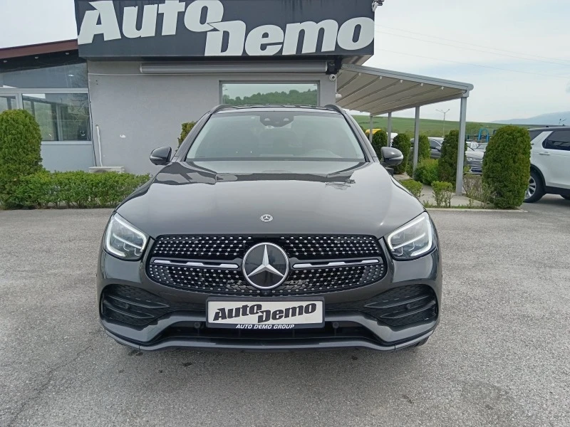 Mercedes-Benz GLC 220 d* 4MATIC* Off-Roader* Air matic* AMG* Distronic, снимка 2 - Автомобили и джипове - 46355902