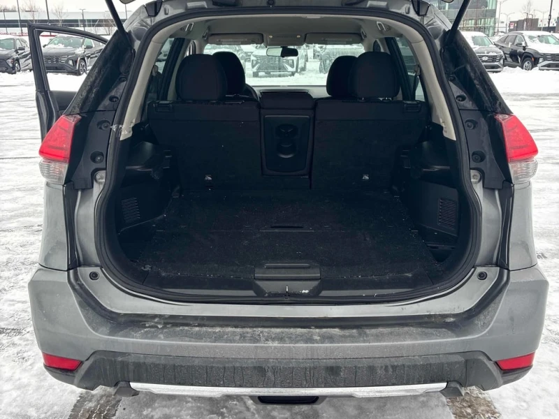 Nissan Rogue * FWD 4dr * CARFAX * , снимка 14 - Автомобили и джипове - 53045459