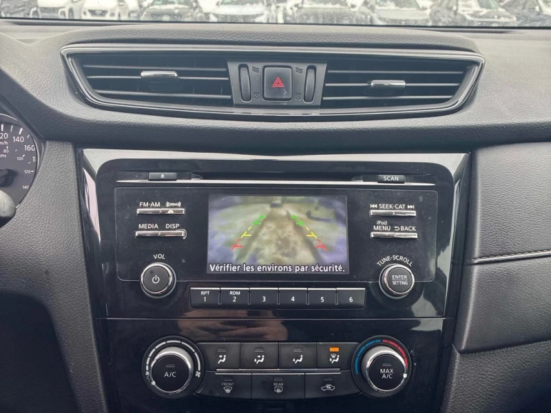 Nissan Rogue * FWD 4dr * CARFAX * , снимка 10 - Автомобили и джипове - 53045459