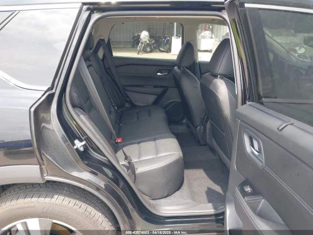 Nissan Rogue SL FWD - изображение 8