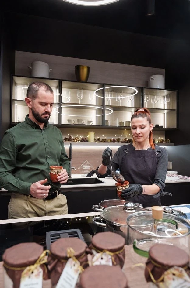 Jeep Grand cherokee 3.0 СRD, снимка 4 - Автомобили и джипове - 52702454