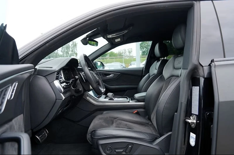 Audi RSQ8 4.0 Quattro, снимка 5 - Автомобили и джипове - 55001520