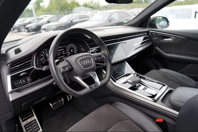 Audi RSQ8 4.0 Quattro, снимка 7 - Автомобили и джипове - 55001520