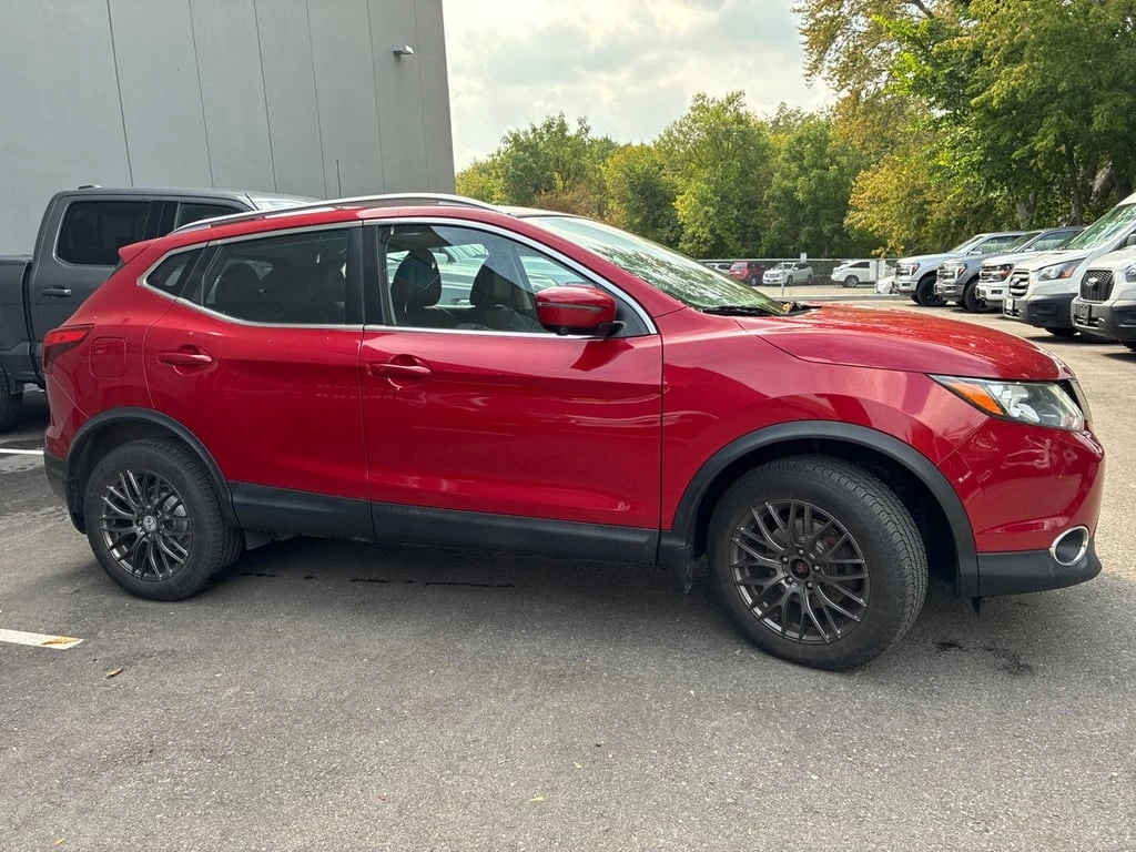 Nissan Rogue * AWD 4dr CVT * CARFAX * ��� ������������ ������ | Mobile.bg � ����������� 3