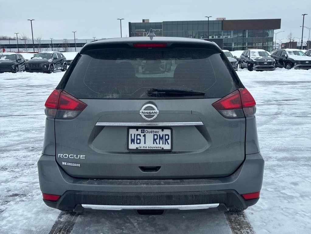 Nissan Rogue * FWD 4dr * CARFAX *  | Mobile.bg � ����������� 4