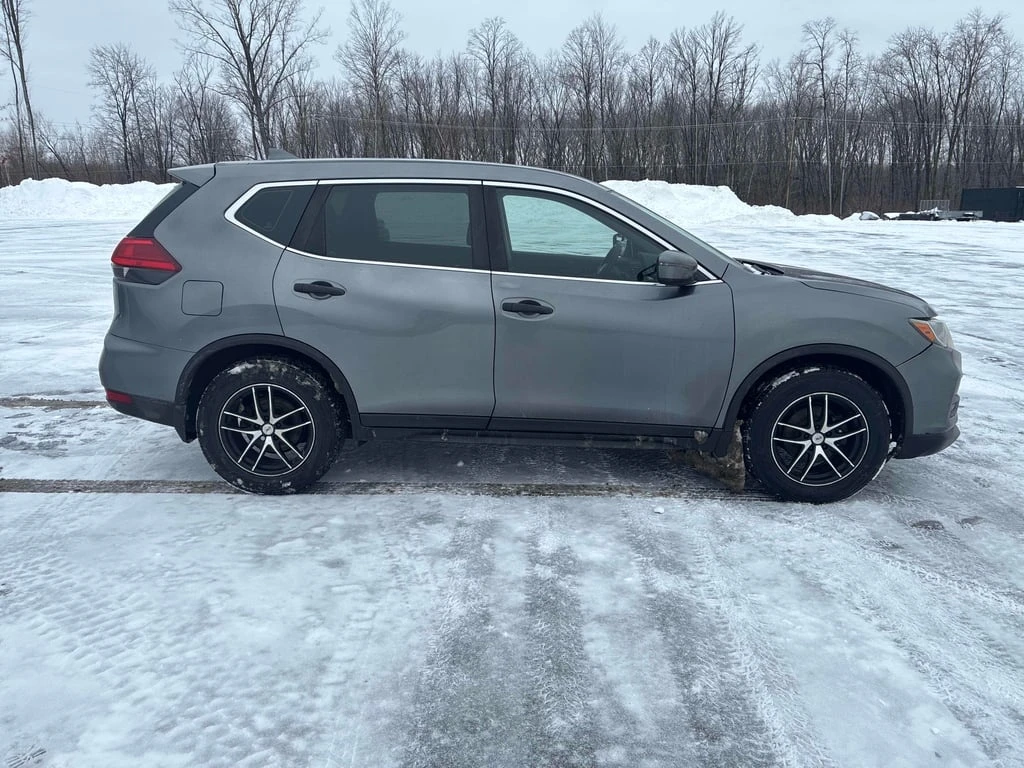 Nissan Rogue * FWD 4dr * CARFAX *  | Mobile.bg � ����������� 3