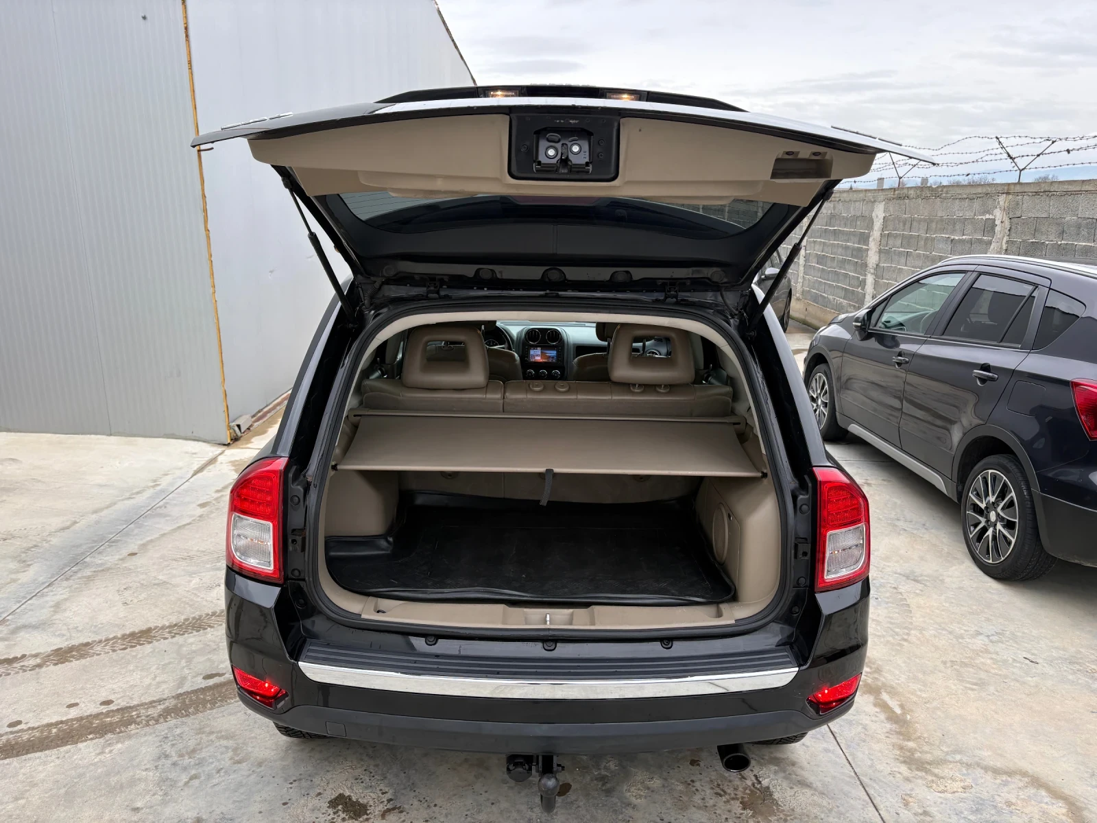 Jeep Compass 2.0 CRDi 4x4* 163кс* FACE* Кожа* Нави* Подгрев* EU - изображение 8