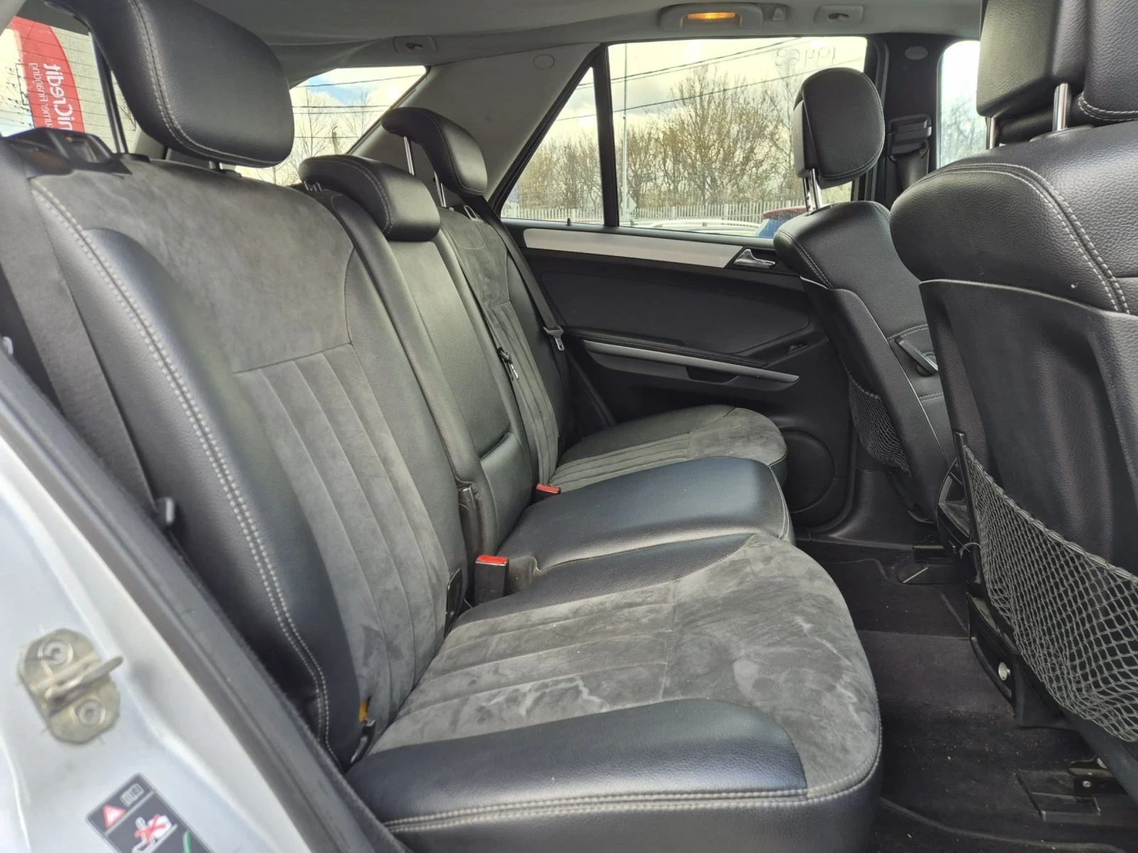 Mercedes-Benz ML 320 CDI  4 MATIC, снимка 12 - Автомобили и джипове - 54030611