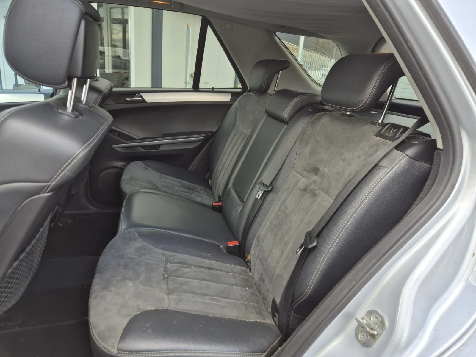 Mercedes-Benz ML 320 CDI  4 MATIC, снимка 13 - Автомобили и джипове - 54030611