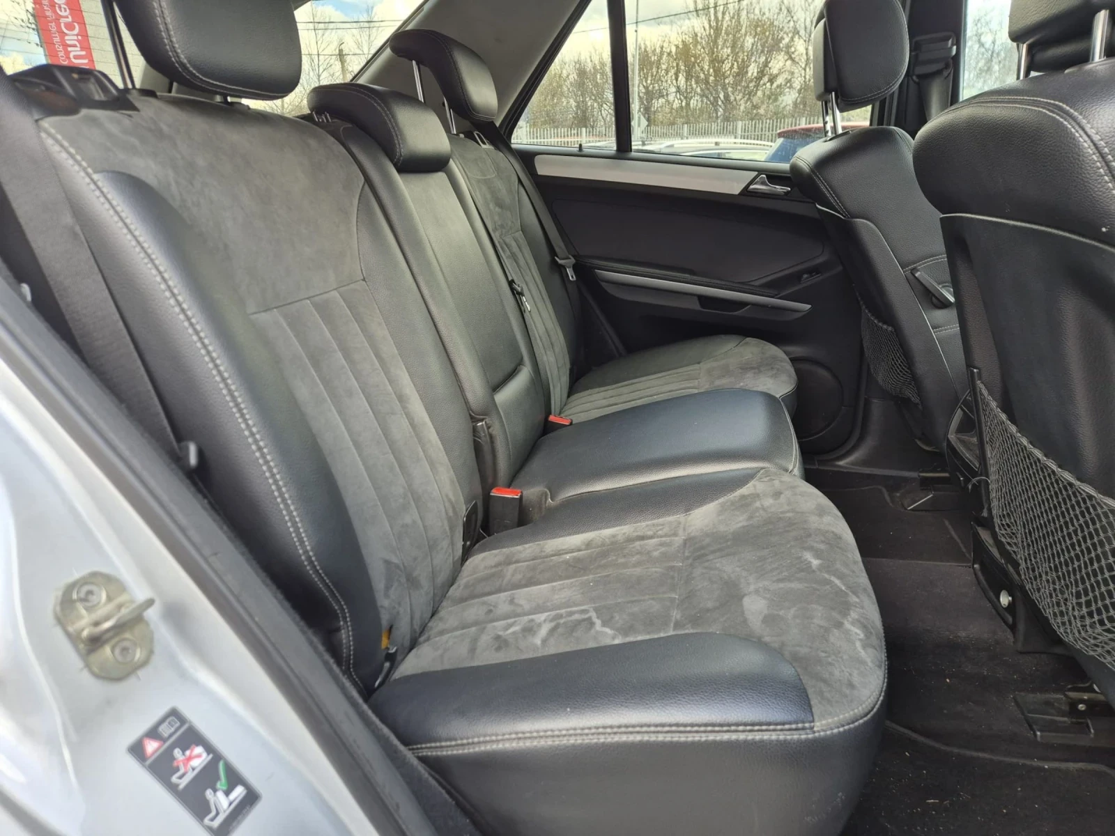 Mercedes-Benz ML 320 CDI  4 MATIC, снимка 14 - Автомобили и джипове - 54030611