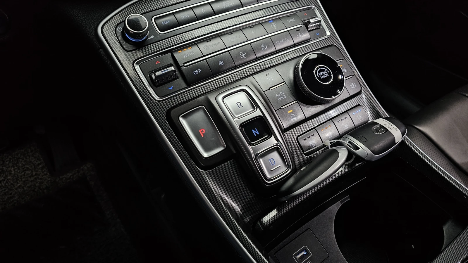 Hyundai Santa fe 2.2 2WD PRESTIGE autogeorge.com, снимка 13 - Автомобили и джипове - 54193455