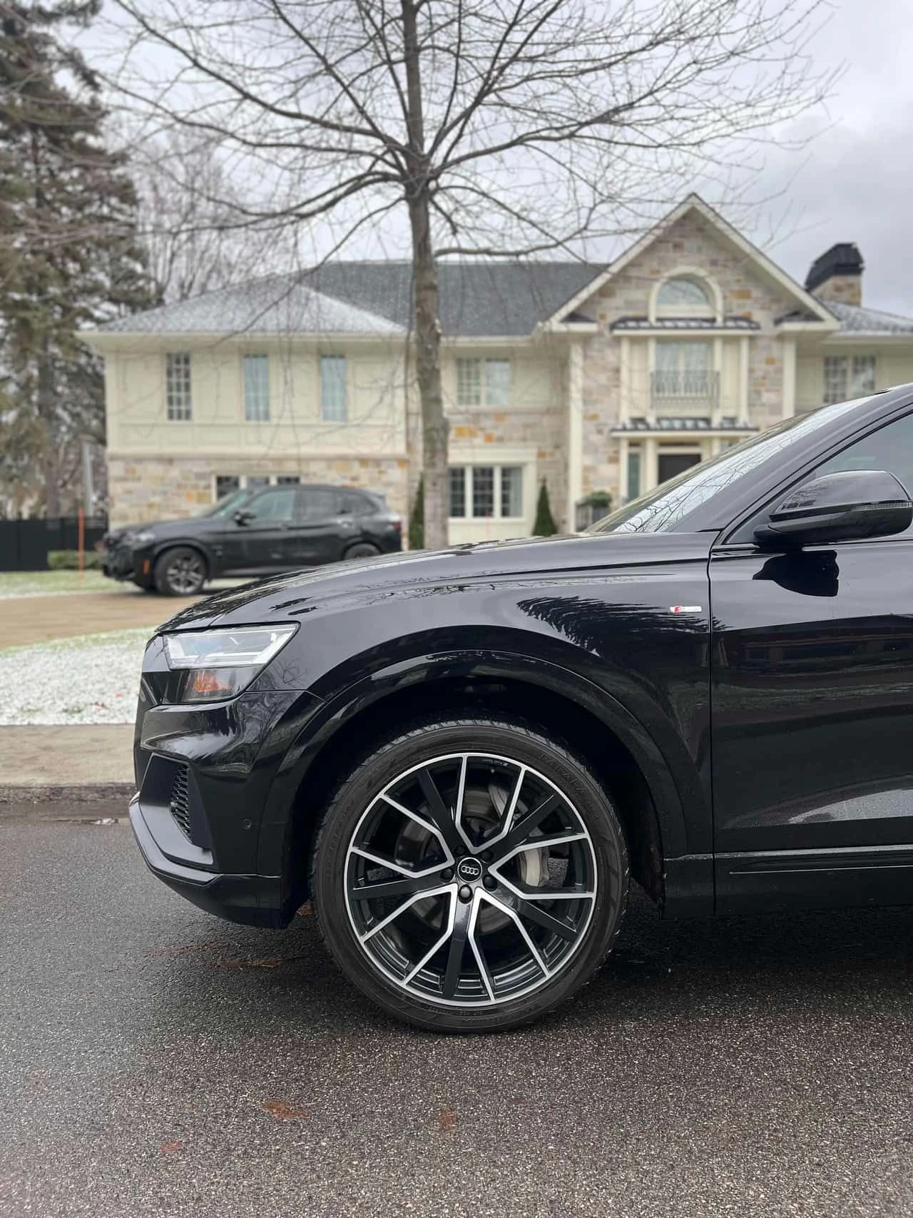 Audi Q8 * Progressiv * ОБДУХВАНЕ * KEYLESS  * 360 * CARFAX, снимка 7 - Автомобили и джипове - 54568842