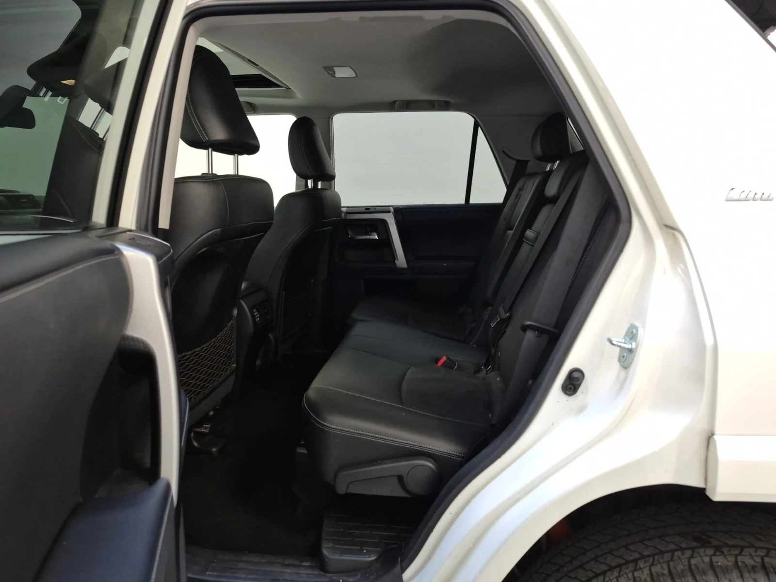 Toyota 4runner 4WD * * CARFAX * * АВТО КРЕДИТ * * , снимка 9 - Автомобили и джипове - 54611360