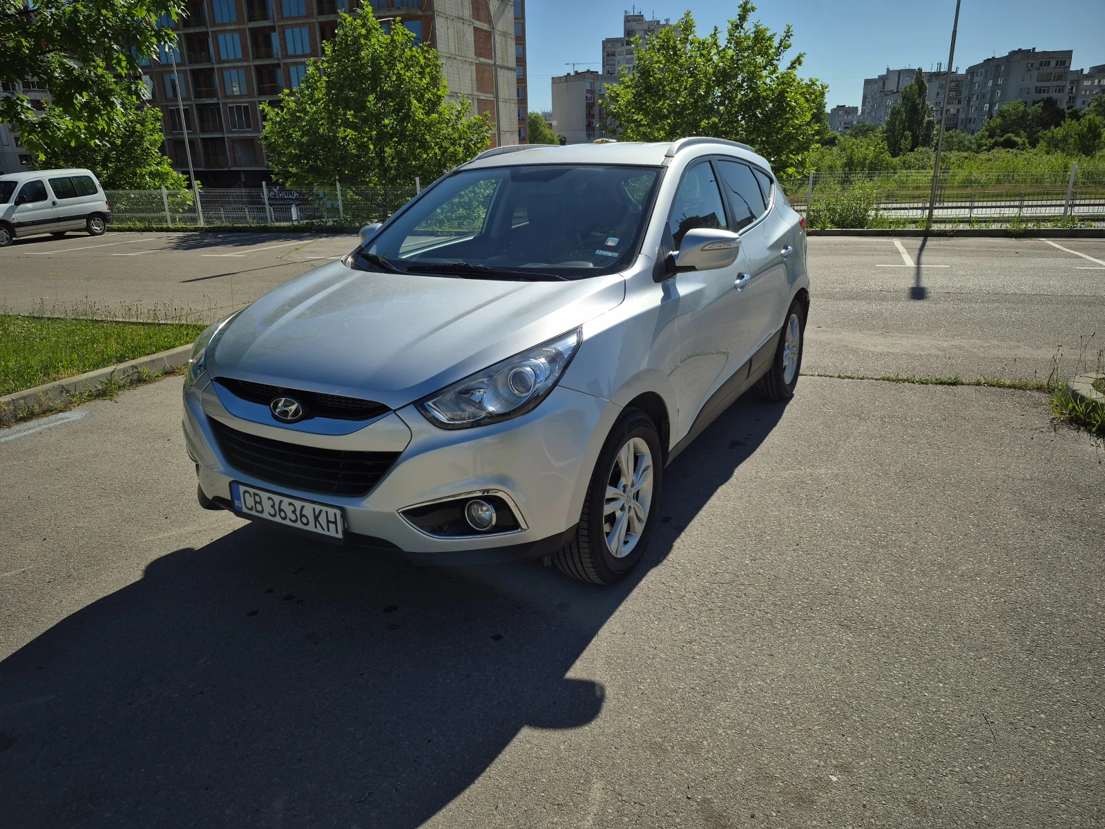 Hyundai IX35, снимка 2 - Автомобили и джипове - 54721773