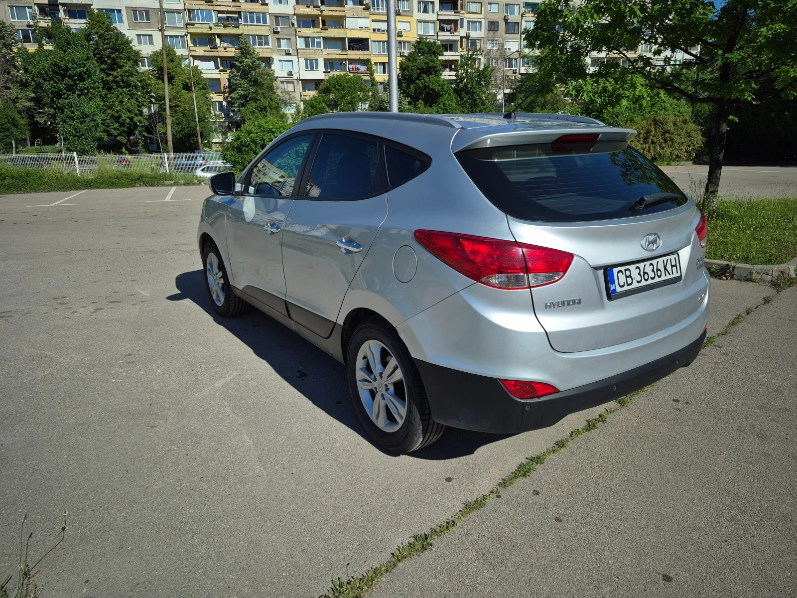 Hyundai IX35, снимка 4 - Автомобили и джипове - 54721773