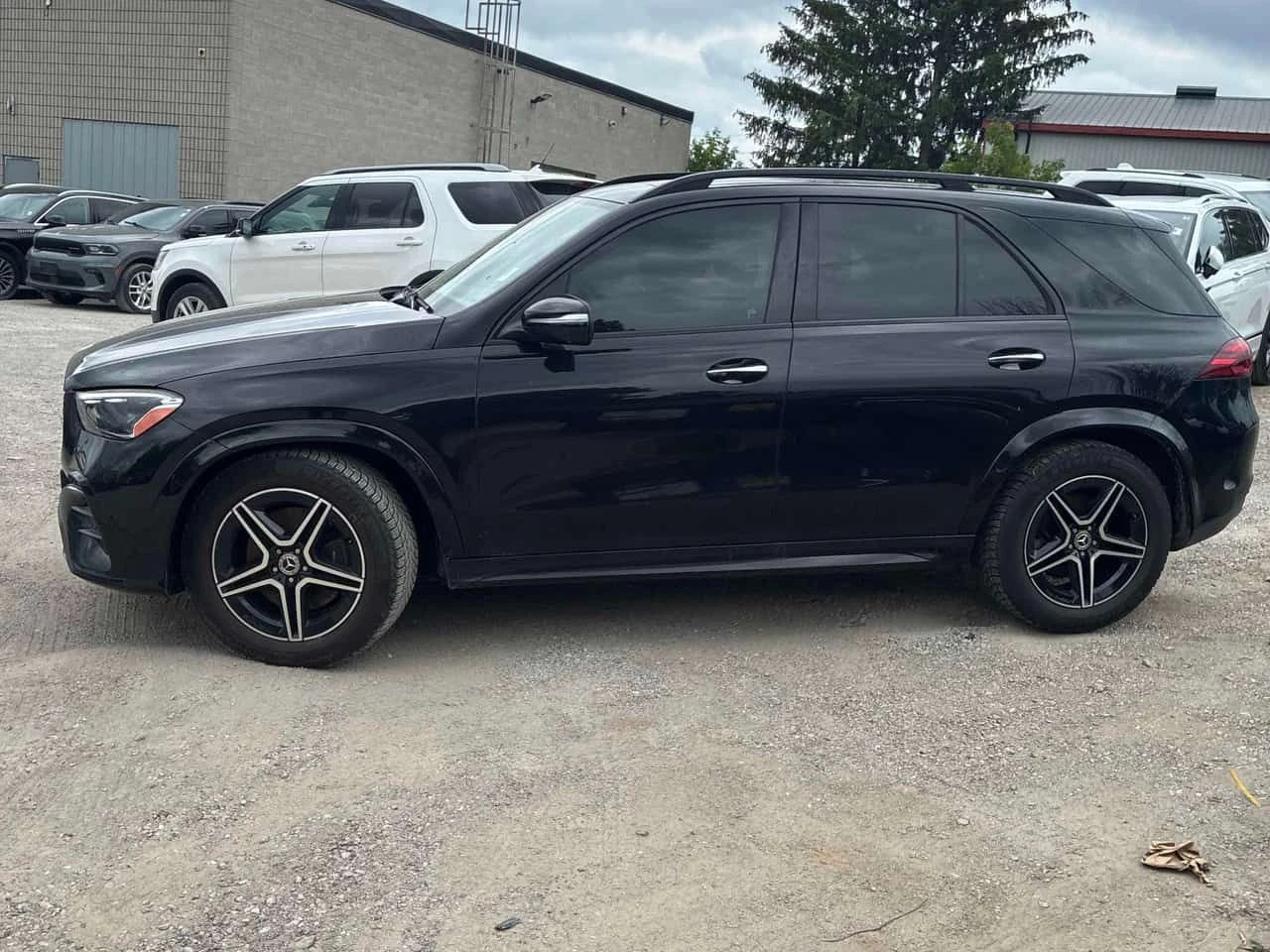 Mercedes-Benz GLE 350 | CARFAX | БЕЗ ПЪРВОНАЧАЛНА ВНОСКА, снимка 3 - Автомобили и джипове - 55053546