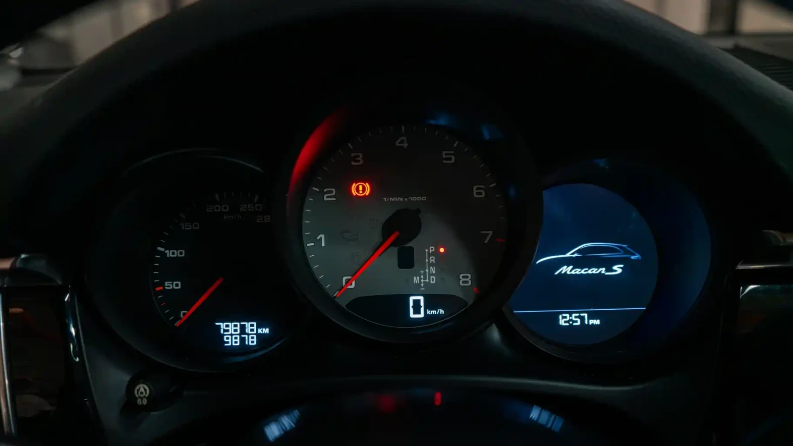 Porsche Macan, снимка 10 - Автомобили и джипове - 55701507